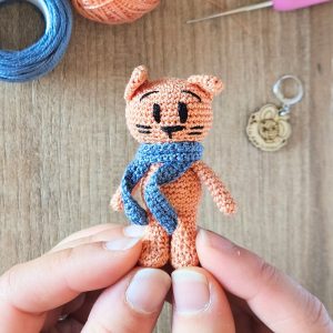Lulu le chat aventurier au crochet - Kit complet