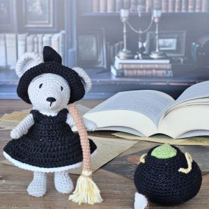 Amandine la sorcière - Patron crochet